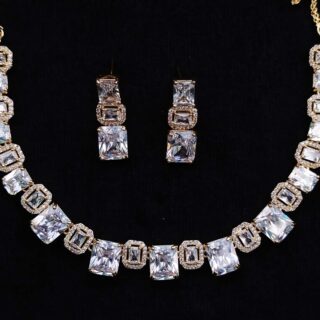 Cora Golden Crystal Necklace Set
