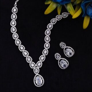 Silver Mesmera American Diamond Necklace Set (SG40476)