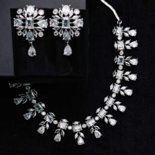 Water Clear Victoria American Diamond Necklace Set (SG40465)