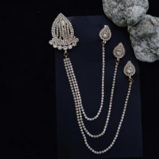 Shield Golden Brooch For Men & Women 1.3