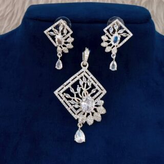 Antique Aqua American Diamond Pendant With Matching Earrings (SG4003)