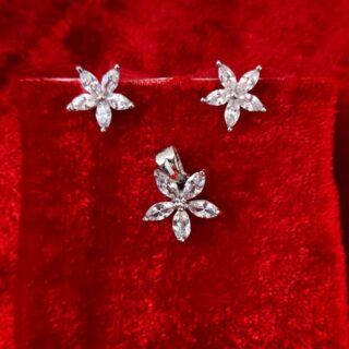 Crystal Flower Regular American Diamond Pendant With Matching Earrings(SG5055)