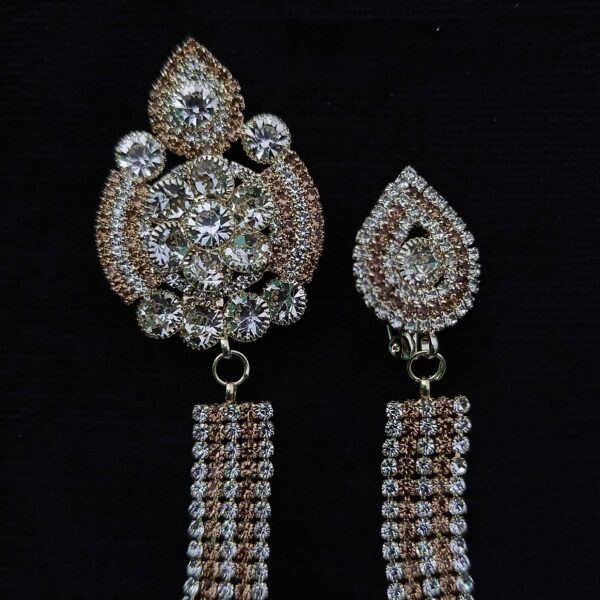 Crown Golden Brooch For Men & Women - Image 3