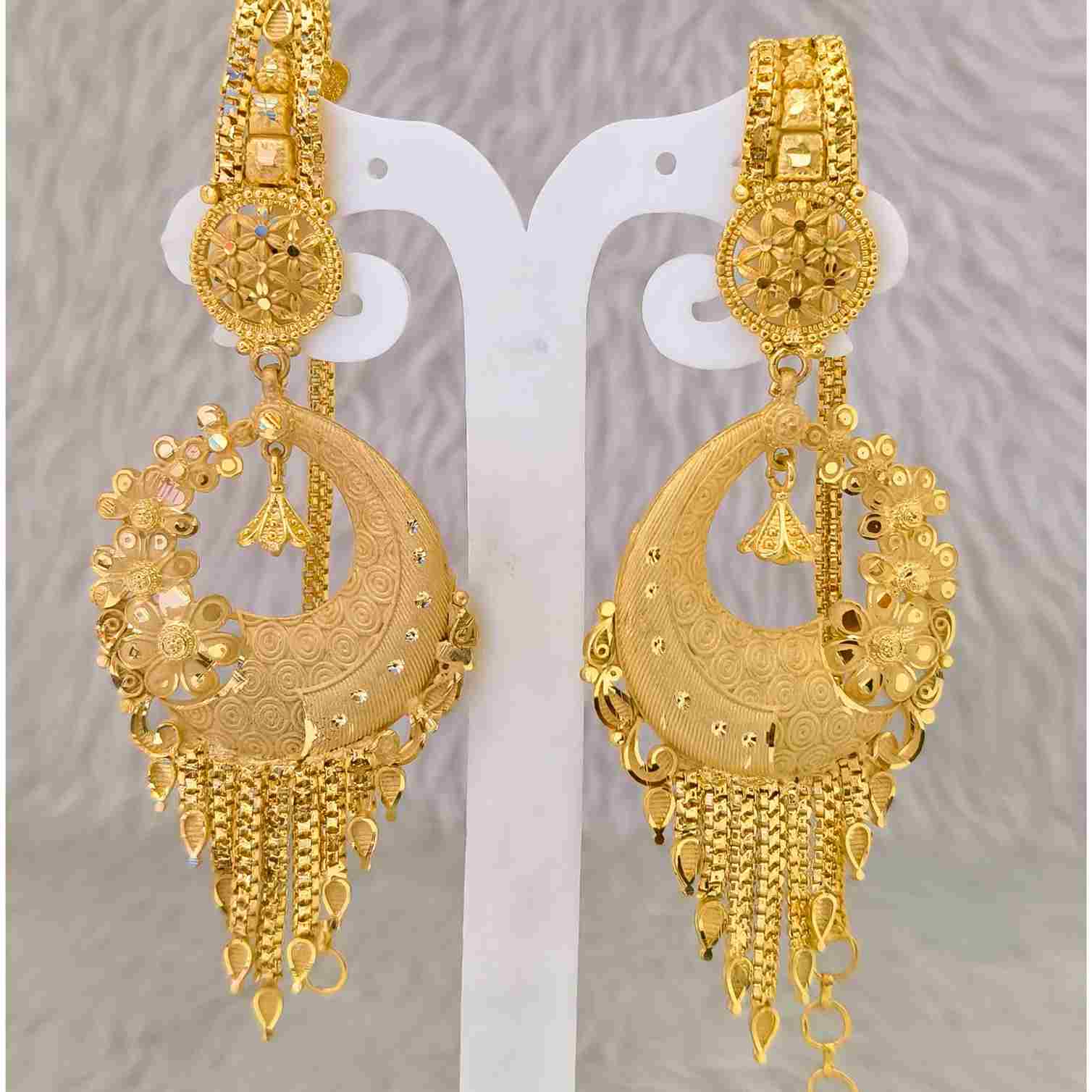 Forming Gold Flower Pattern Lightweight Earrings With Tana Chain For Women And Girls(SG25385) 2 Forming Gold Flower Pattern Lightweight Earrings With Tana Chain For Women And Girls(SG25385) - Image 2
