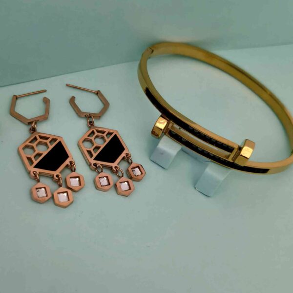 Black Anti Tarnish Bracelet And Black Anti Tarnish Earrings Combo (SG91597) - Image 2