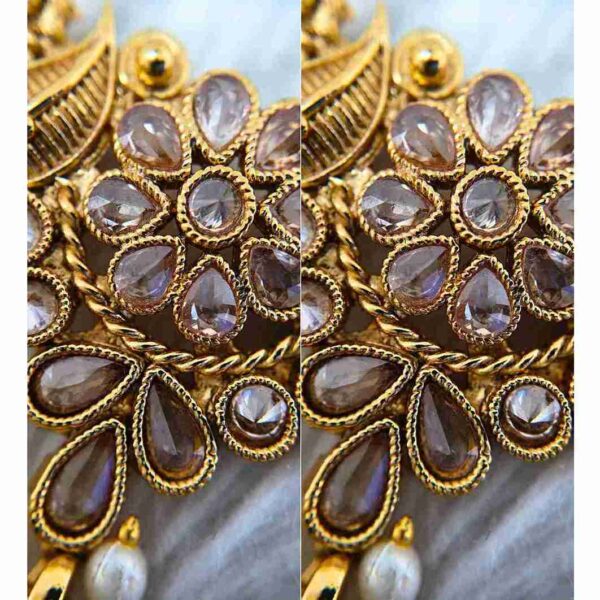 White Pearl Reverse Ad Necklace Set With Matching Tikka (SG40331) - Image 3
