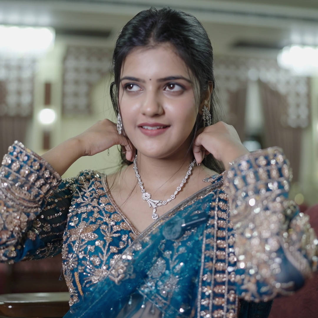 Silver AAA Star-cut American Diamond Neckless Set With Earrings (SG1806) 3 Silver AAA Star-cut American Diamond Neckless Set With Earrings (SG1806) - Image 3