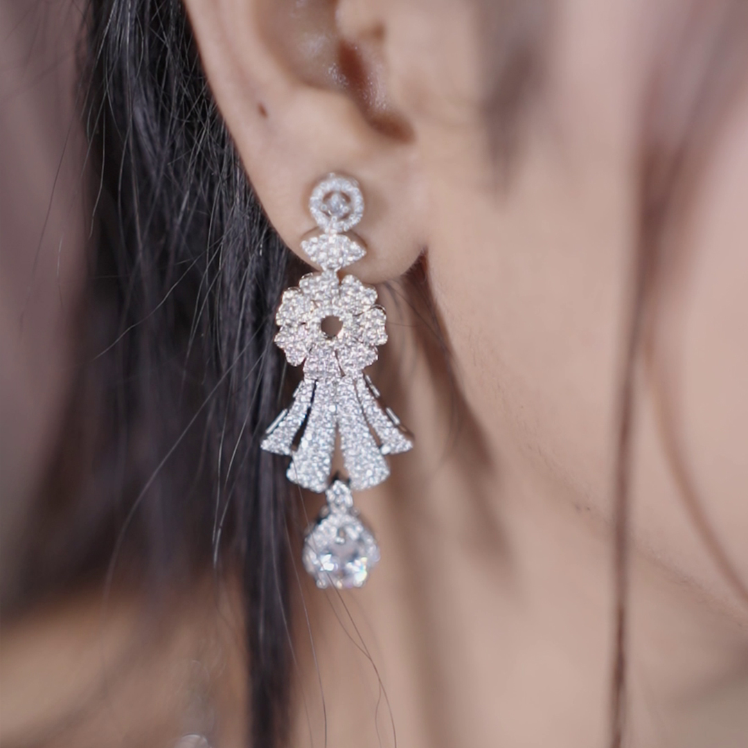 Silver AAA Star-cut American Diamond Neckless Set With Earrings (SG1806) 6 Silver AAA Star-cut American Diamond Neckless Set With Earrings (SG1806) - Image 6